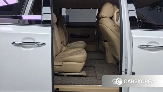 Kia The New Carnival 2019 Белый из Кореи, фото 3