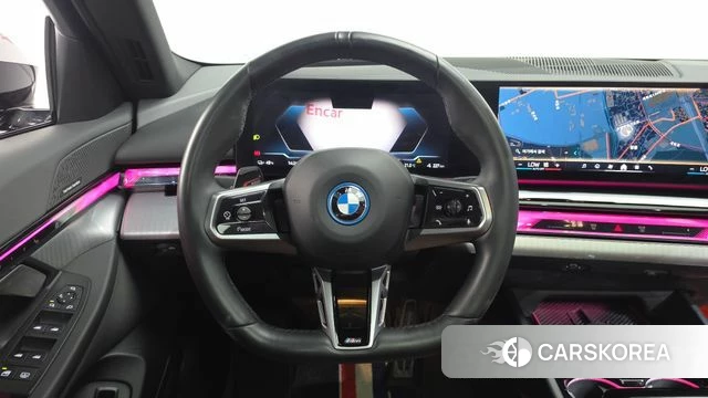 BMW i5 (G60) 2023 Черный из Кореи, фото 3