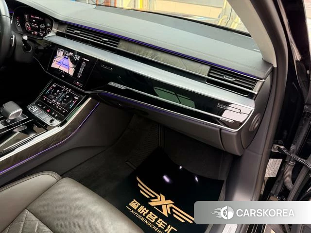 Audi A8 2021 Черный из Китая, фото 3