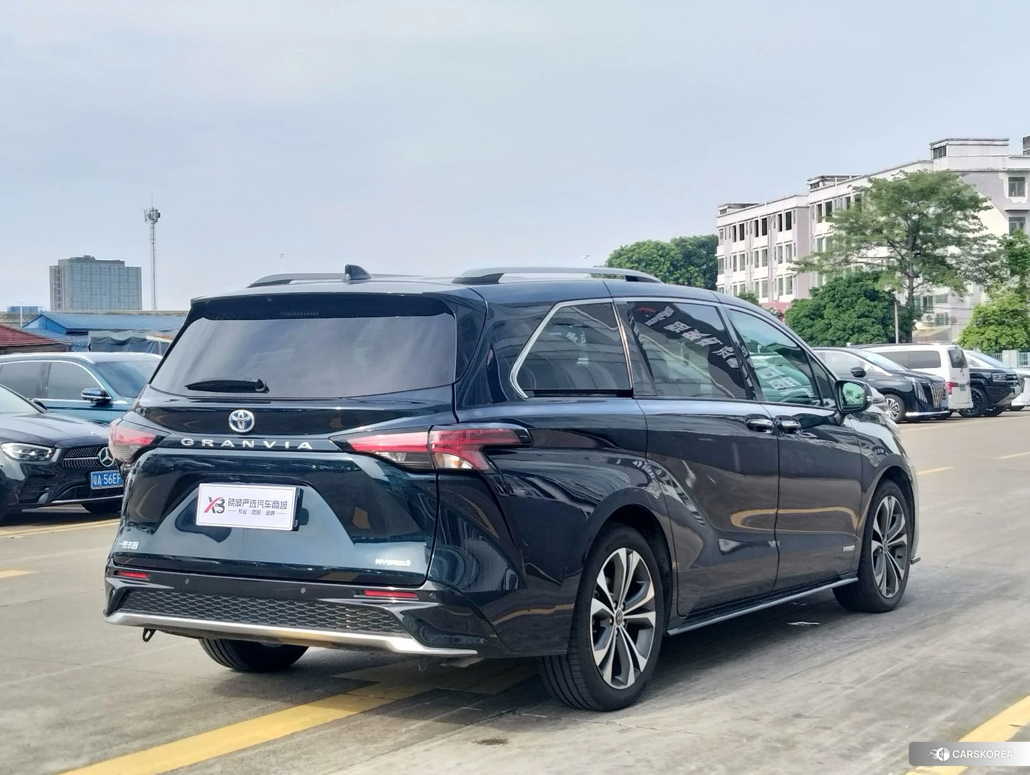 Toyota Grevia 2022 Синий из Китая, фото 3