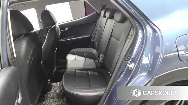 Kia Stonic 2018 Синий из Кореи, фото 3