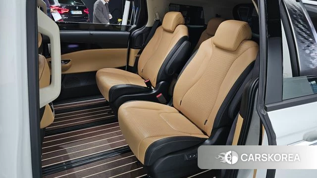 Kia Carnival 4th generation 2023 Белый из Кореи, фото 3