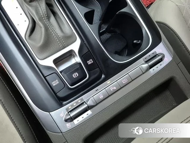 Kia Carnival 4th generation 2022 Белый из Кореи, фото 3