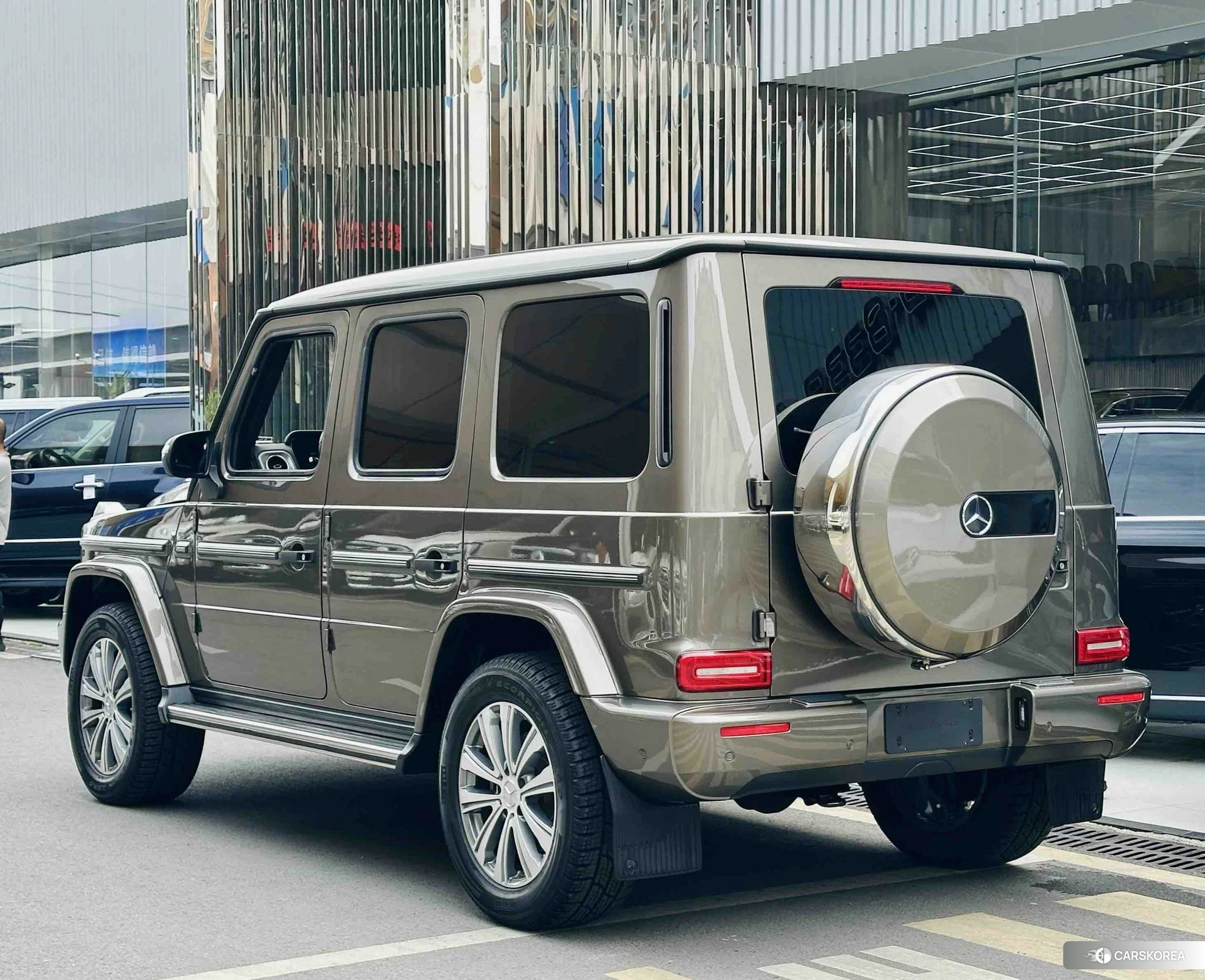 Mercedes-Benz G-class 2020 Коричневый из Китая, фото 3
