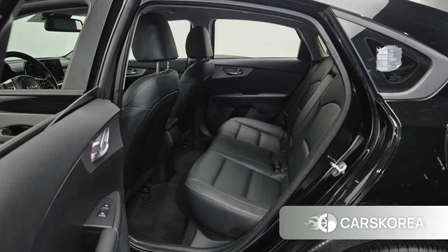 Kia The New K3 2nd generation 2022 Черный из Кореи, фото 3