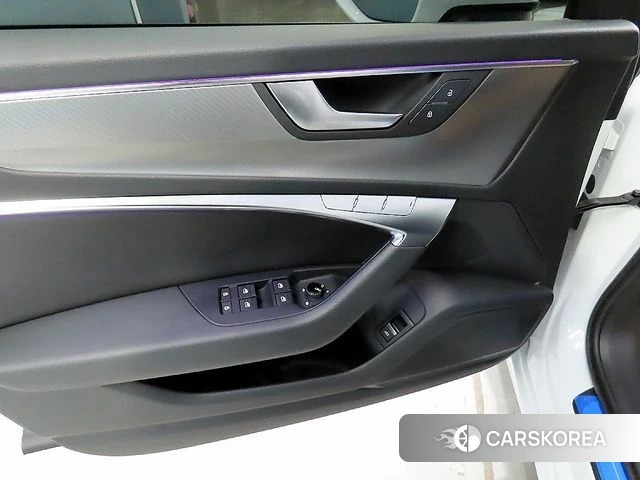 Audi A6 (C8) 2021 Белый из Кореи, фото 3