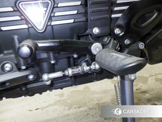 Проданный Triumph ROCKET 3 R 2022 из Японии