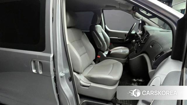 Hyundai The New Grand Starex 2021 Серебряный из Кореи, фото 3