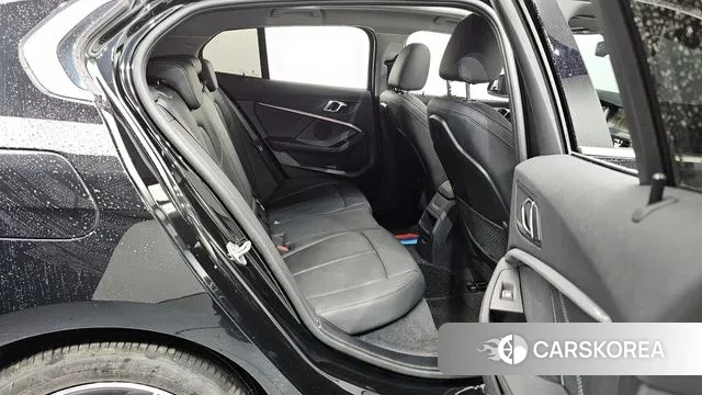 BMW 1 Series (F40) 2022 Черный из Кореи, фото 3