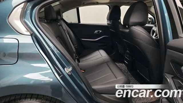 BMW 3 Series (G20) 2021 Небесно-голубой из Кореи, фото 3