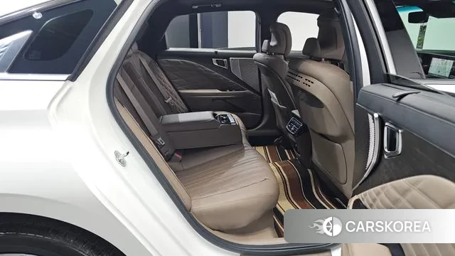 Kia K8 Hybrid 2023 Белый из Кореи, фото 3