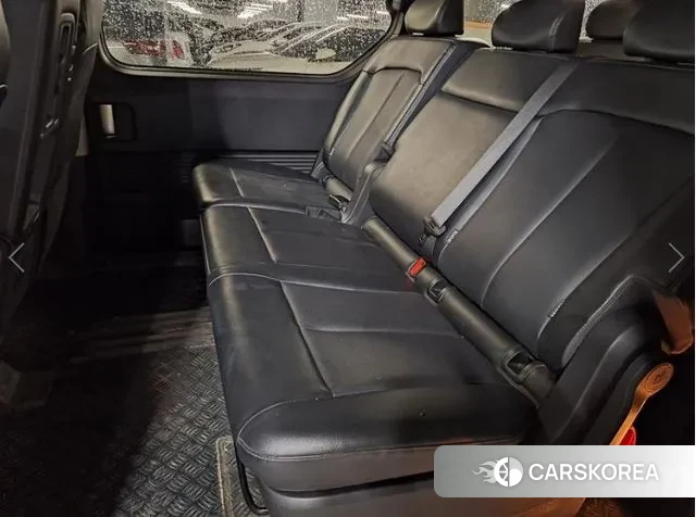 Hyundai Staria 2021 Серебряный из Кореи, фото 3