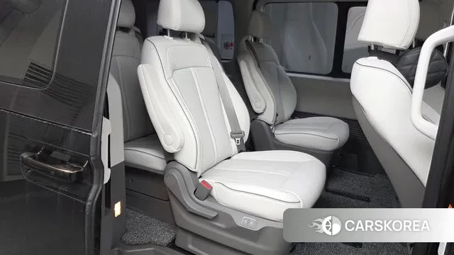 Hyundai Staria 2025 Черный из Кореи, фото 3