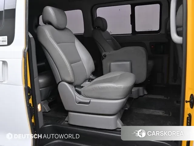 Hyundai The New Grand Starex 2019 Белый из Кореи, фото 3