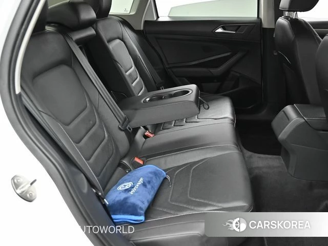 Volkswagen 7th Generation of Jetta 2021 Белый из Кореи, фото 3