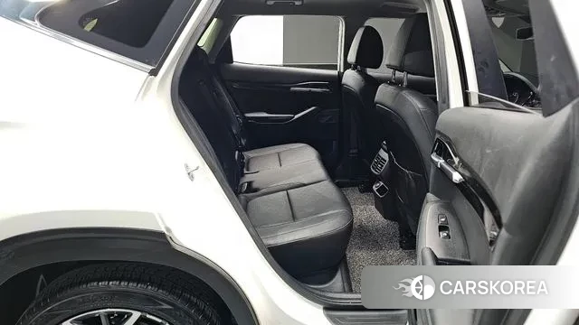 Kia Seltos 2022 Белый из Кореи, фото 3