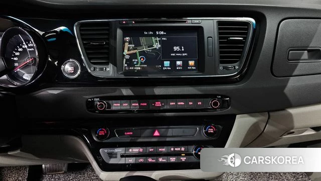 Kia All New Carnival 2018 Серый из Кореи, фото 3