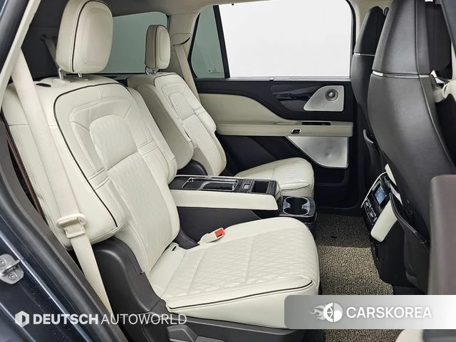 Lincoln Aviator 2nd generation 2021 Темно-зеленый из Кореи, фото 3