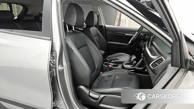 Kia Seltos 2019 Серебряный из Кореи, фото 3