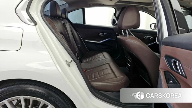 BMW 3 Series (G20) 2019 Белый из Кореи, фото 3
