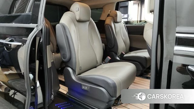 Kia The New Carnival 4th Generation 2024 Черный из Кореи, фото 3