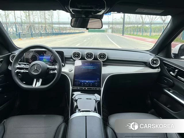 Mercedes-Benz Class C 2024 Белый из Китая, фото 3
