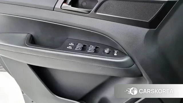 Ssangyong Rexton Sports Cannes 2019 Серебристо-серый из Кореи, фото 3