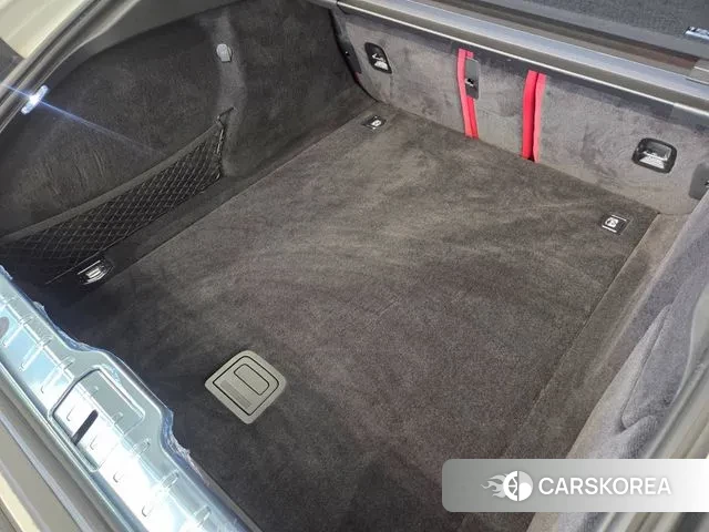 Porsche Panamera (972) 2023 Серебряный из Кореи, фото 3