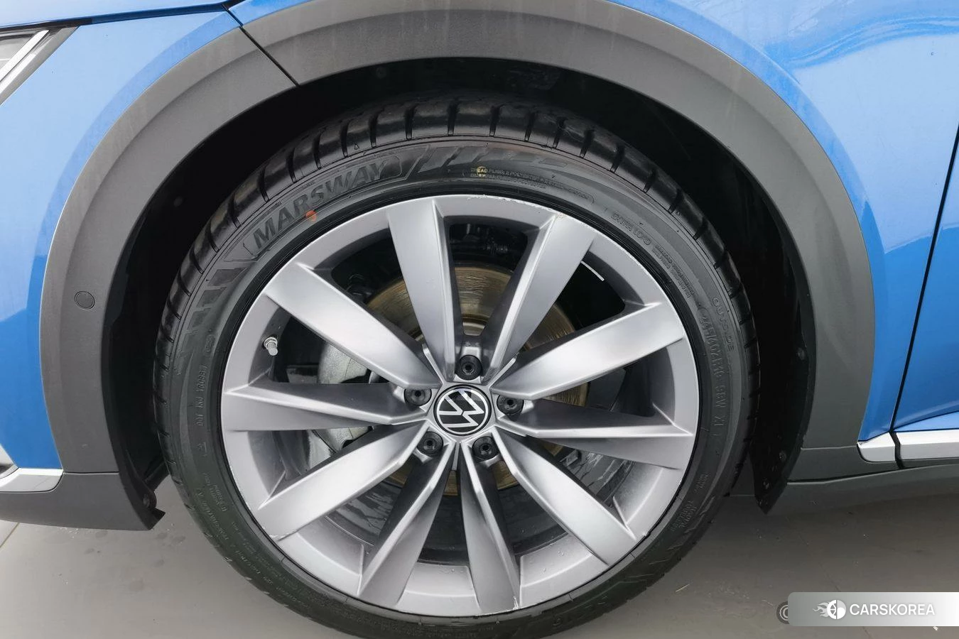 Volkswagen CC 2020 Синий из Китая, фото 3