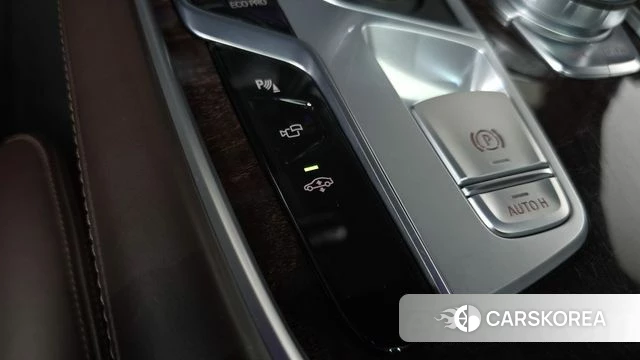 BMW 7 Series (G11) 2019 Белый из Кореи, фото 3