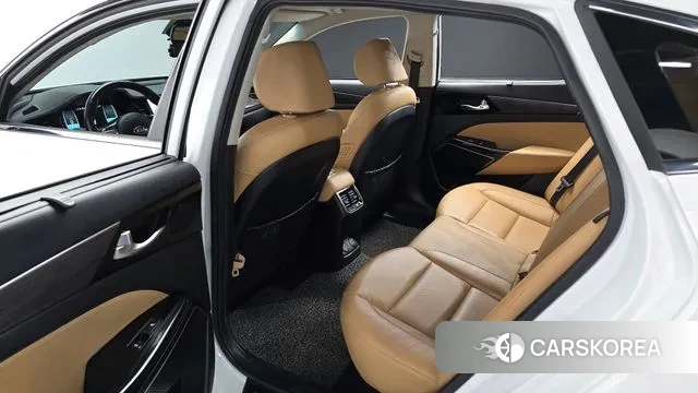 Kia K7 Premier Hybrid 2019 Белый из Кореи, фото 3