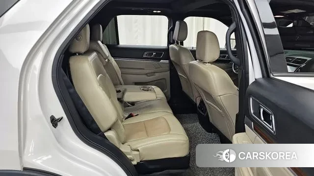 Ford Explorer 2018 Белый из Кореи, фото 3