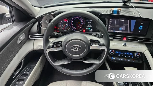 Hyundai Avante (CN7) 2020 Серебристо-серый из Кореи, фото 3