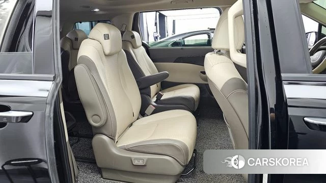 Kia Carnival 4th generation 2022 Черный из Кореи, фото 3