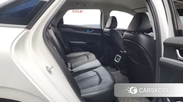 Kia K5 3rd generation 2023 Белый из Кореи, фото 3