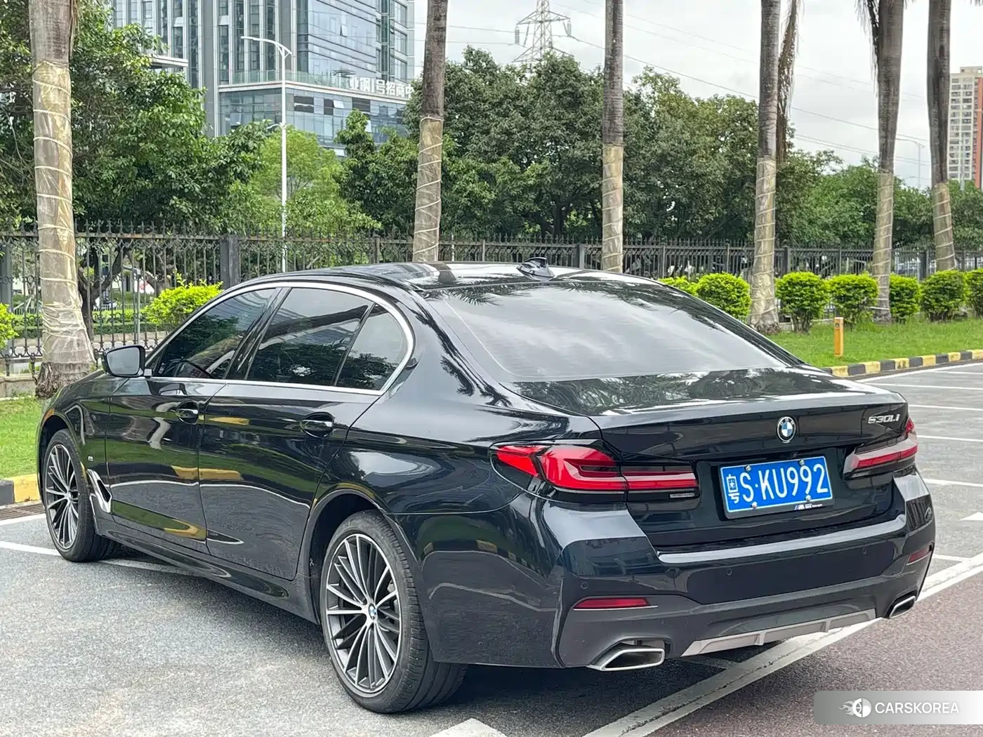 BMW 5 series 2024 Черный из Китая, фото 3