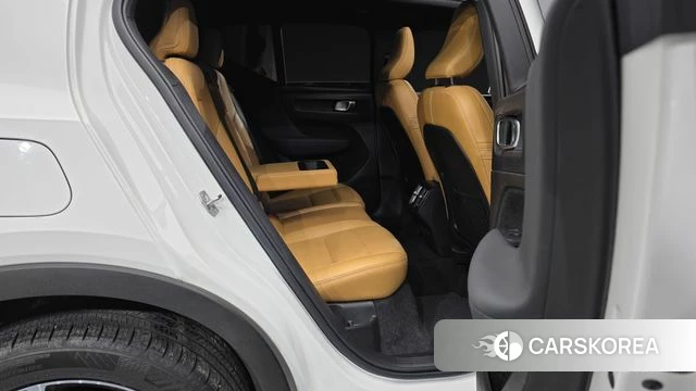 Volvo XC40 2020 Белый из Кореи, фото 3