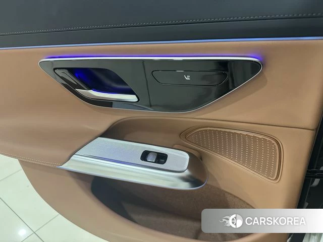 Mercedes-Benz E-Class W214 2024 Белый из Кореи, фото 3