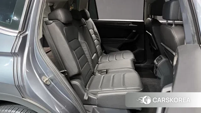 Volkswagen Tiguan Allspace 2020 Серый из Кореи, фото 3
