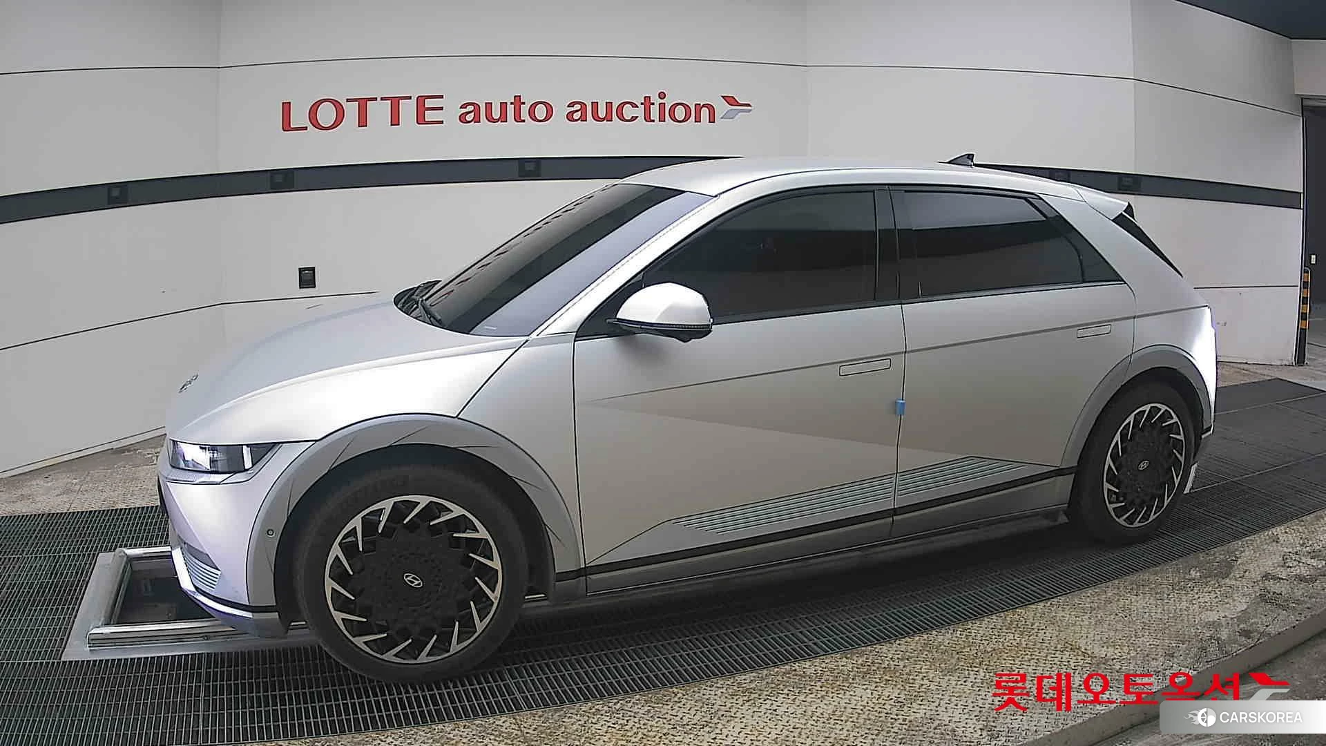 Hyundai IONIQ 5 2022 Gravity Gold Mat из Кореи, фото 3