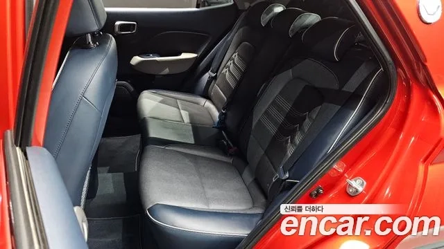 Hyundai Venue 2020 Оранжевый из Кореи, фото 3