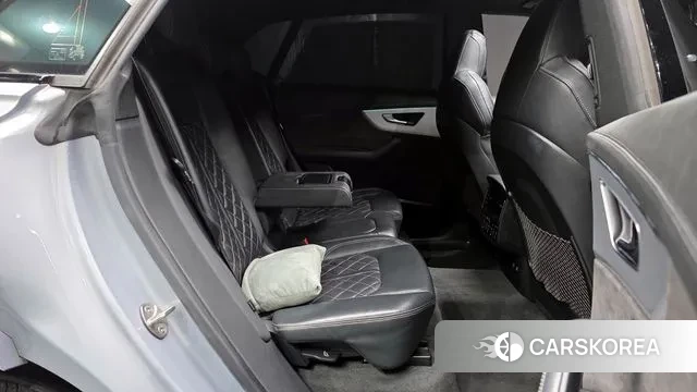 Audi Q8 (4M) 2022 Серебристо-серый из Кореи, фото 3