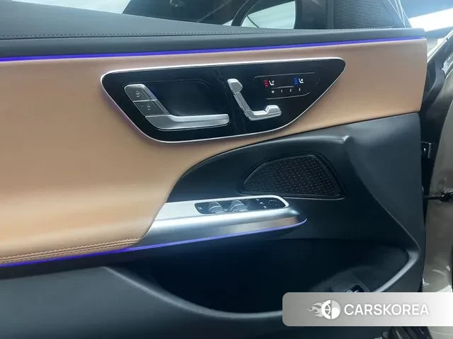 Mercedes-Benz E-Class W214 2025 Коричневый из Кореи, фото 3