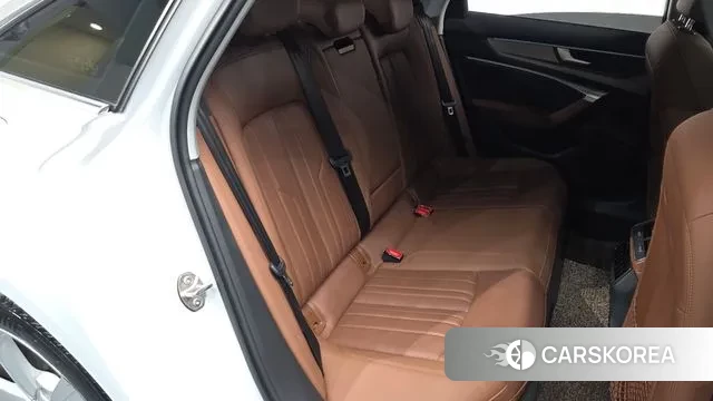 Audi A6 (C8) 2020 Белый из Кореи, фото 3