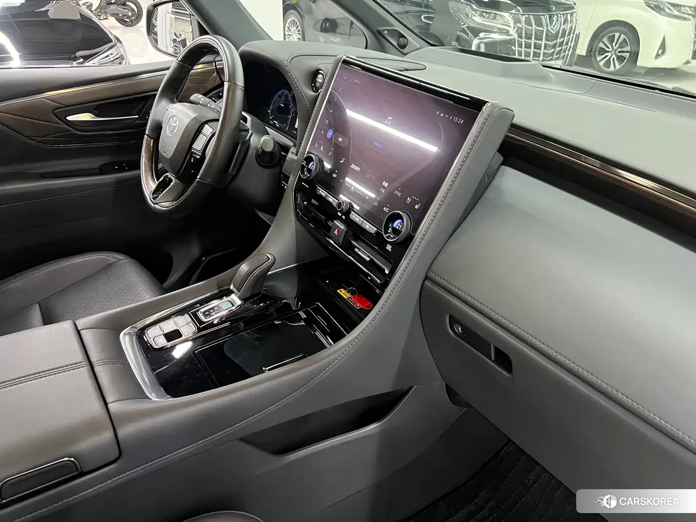 Toyota Elfa 2026 Черный из Китая, фото 3