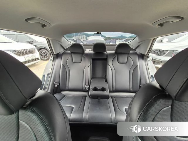 Hyundai Avante (CN7) 2022 Черный из Кореи, фото 3