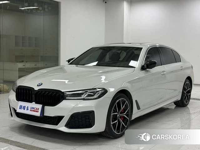 BMW 5 series 2022 Белый из Китая, фото 3