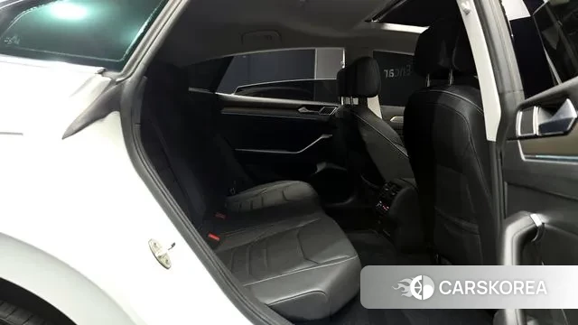 Volkswagen Arteon 2020 Белый из Кореи, фото 3