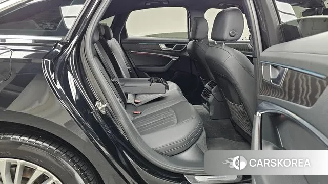 Audi A6 (C8) 2021 Черный из Кореи, фото 3