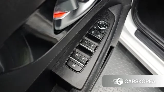 Kia The New K3 2nd generation 2022 Белый из Кореи, фото 3